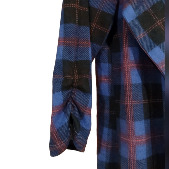 Plaid 3/4 Sleeve No Boundaries Top Size M (7-9) - Picture 3 of 5